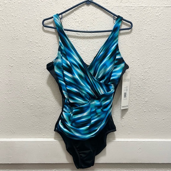 Trimshaper Women's Addison One Piece in Rainwashed Ikat NWT Size 8 - Picture 4 of 12